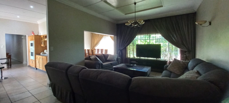 3 Bedroom Property for Sale in Roosheuwel North West